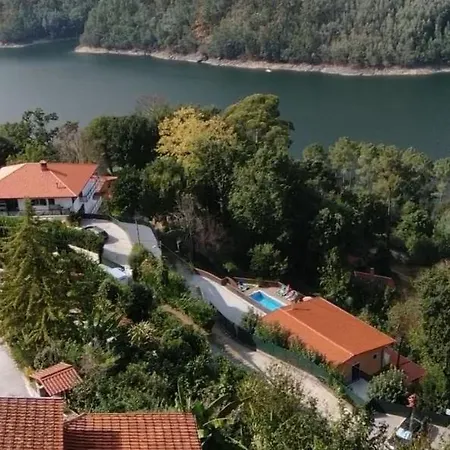 Casa Encosta Do Geres-Ferias No Geres Villa Vieira do Minho Buitenkant foto