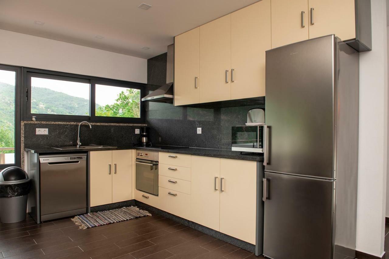 Casa Encosta Do Geres-ferias No Geres Holiday home