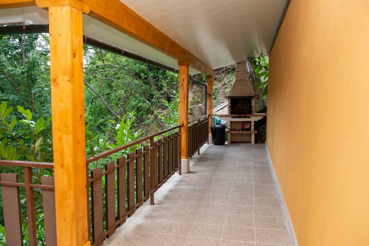 Casa Encosta Do Gerês-ferias No Gerês Hébergement de vacances *